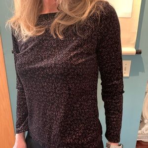 Notations sharp black, velvet like, with sparkle